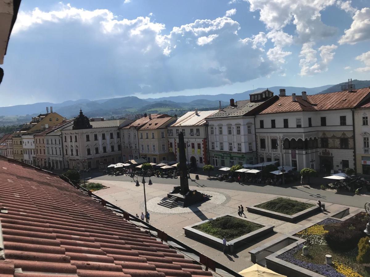 Bl Luxury Apartment, 24Hr Self Check-In, Free Private Garage Parking, Panoramic Views From Balcony, 5 Minute Walk To City Center Banska Bystrica Ngoại thất bức ảnh